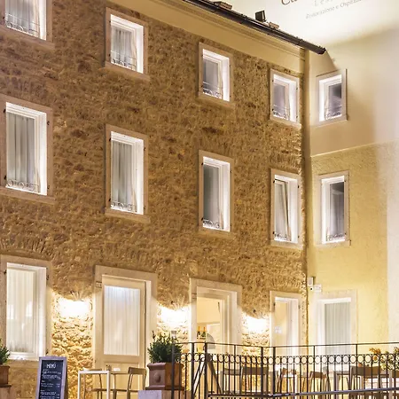 ホテル Casa Leon D'oro 3*